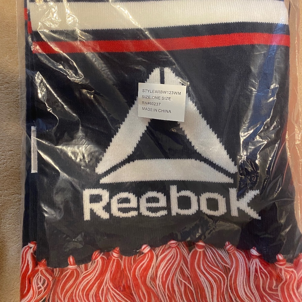 Unisex Redbox scarf